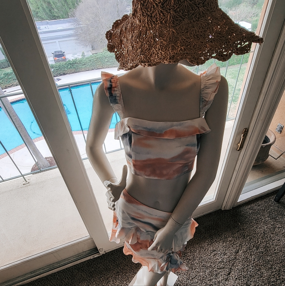 2 piece skirt and crop top